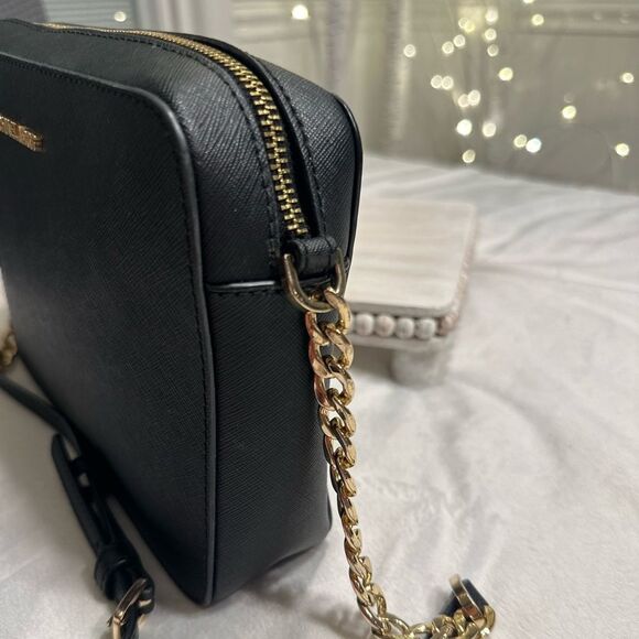 MICHAEL Kors Shoulder Bag - Picture 9 of 10